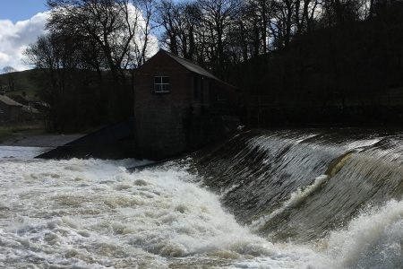 Primary pupils learn about river structures and flood risk