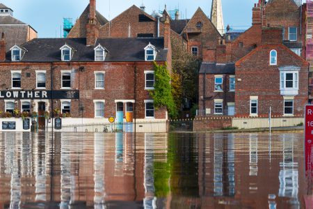 Training scholarships for flood and water managers
